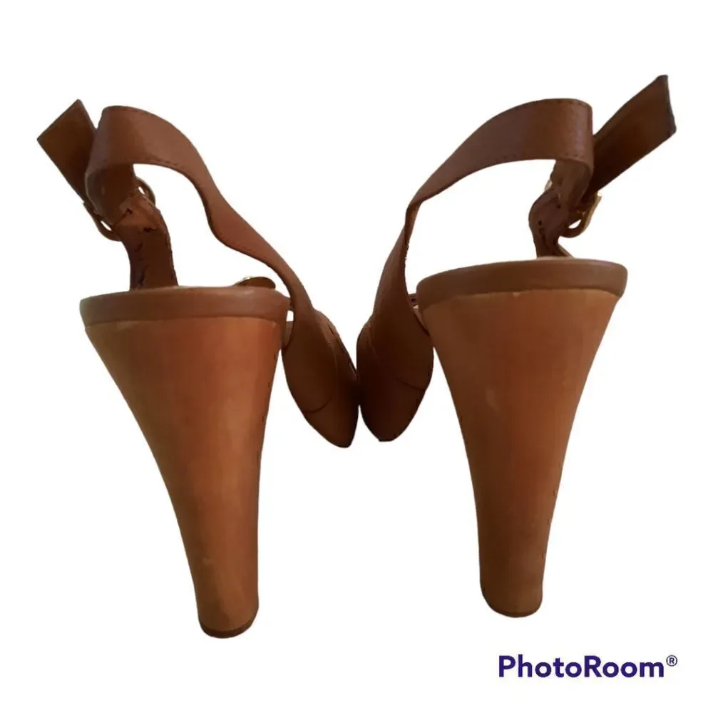 Bakers Wooden Peptoe Platform Heels